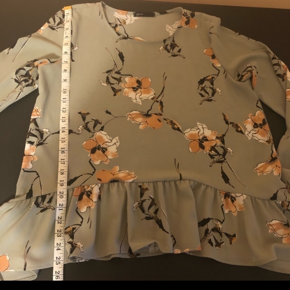 Gibson novelty top - Picture 6 of 9